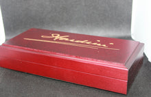 Load image into Gallery viewer, Houdini House Pen